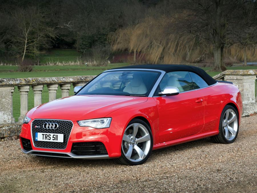  Audi RS5 Cabriolet 2013 года  (UK) (фото 2 из 16)